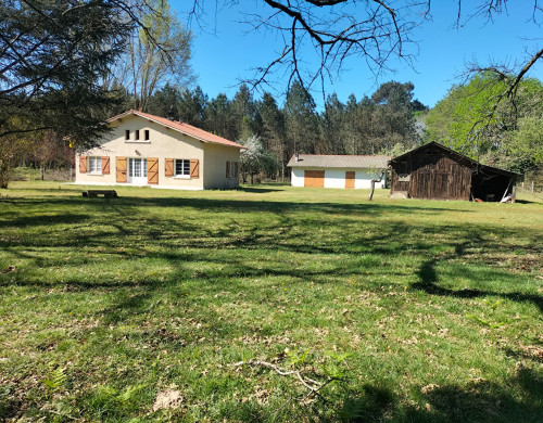 maison  ROQUEFORT