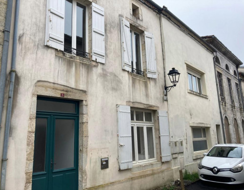 maison  ROQUEFORT