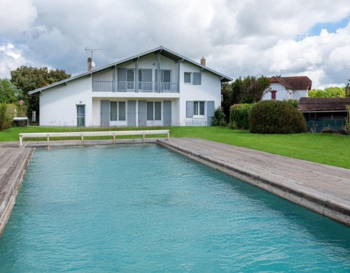 maison  AMOU