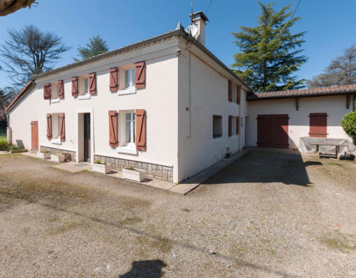 maison  ST SEVER