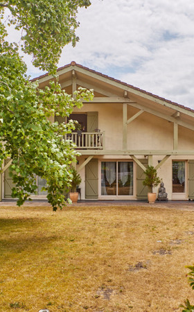 Maison  MEZOS