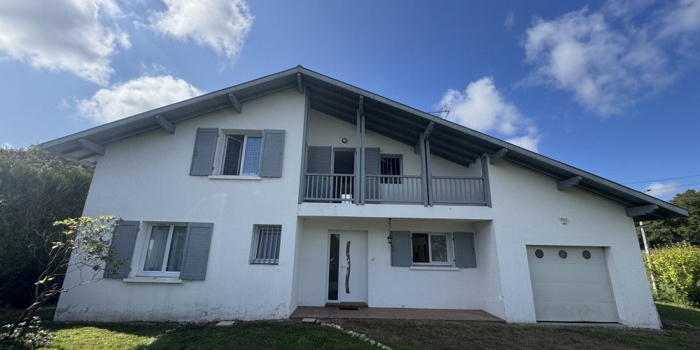 maison à AMOU (40330)