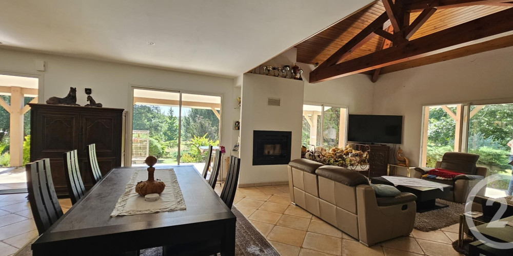 maison à UCHACQ ET PARENTIS (40090)