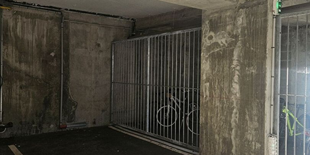 parking à BISCARROSSE (40600)