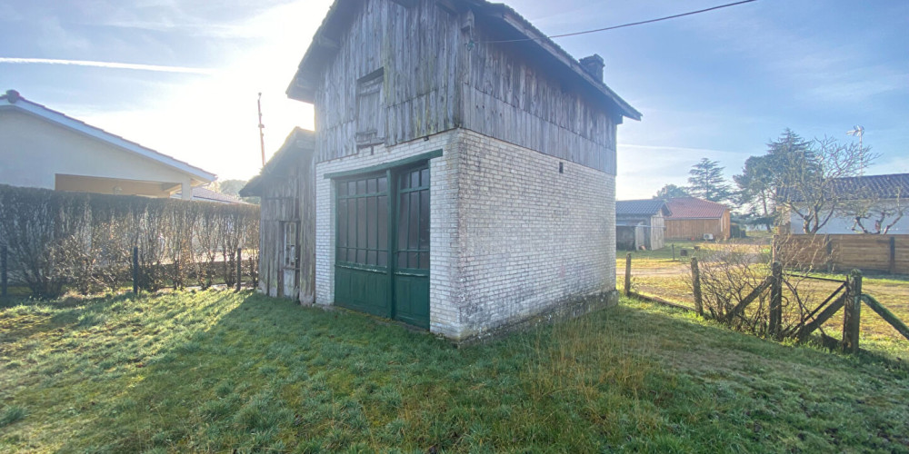 maison à YCHOUX (40160)