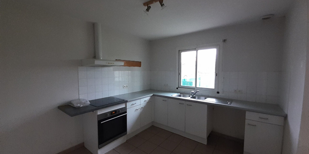 maison à OEYRELUY (40180)