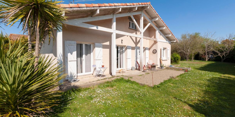 maison à ST MAURICE SUR ADOUR (40270)
