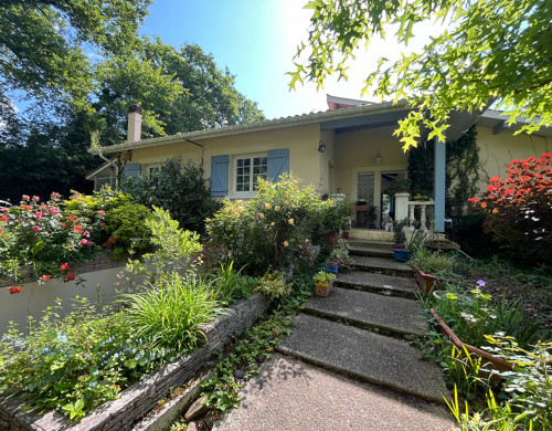 maison  SOUPROSSE
