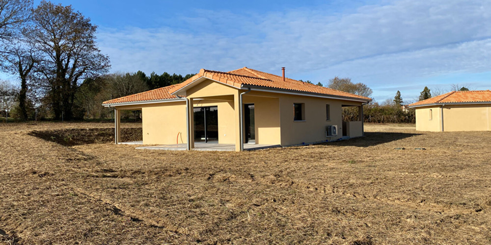 maison à VILLENAVE (40110)