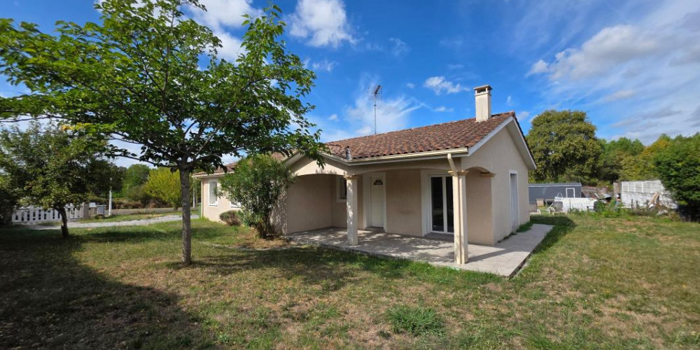 maison à ST PIERRE DU MONT (40280)