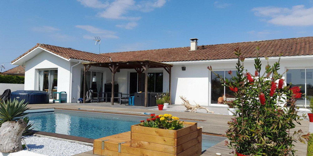 maison à POMAREZ (40360)