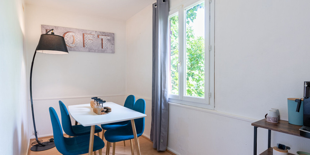 appartement à AMOU (40330)