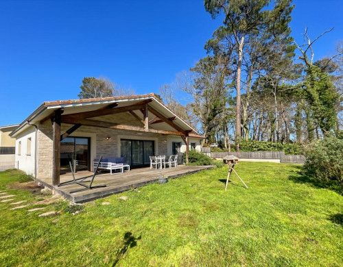 maison  ST PIERRE DU MONT