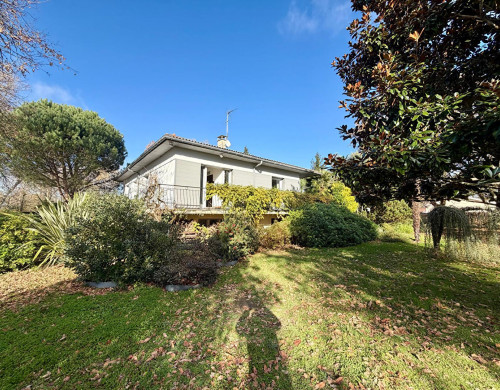 maison  ST PIERRE DU MONT