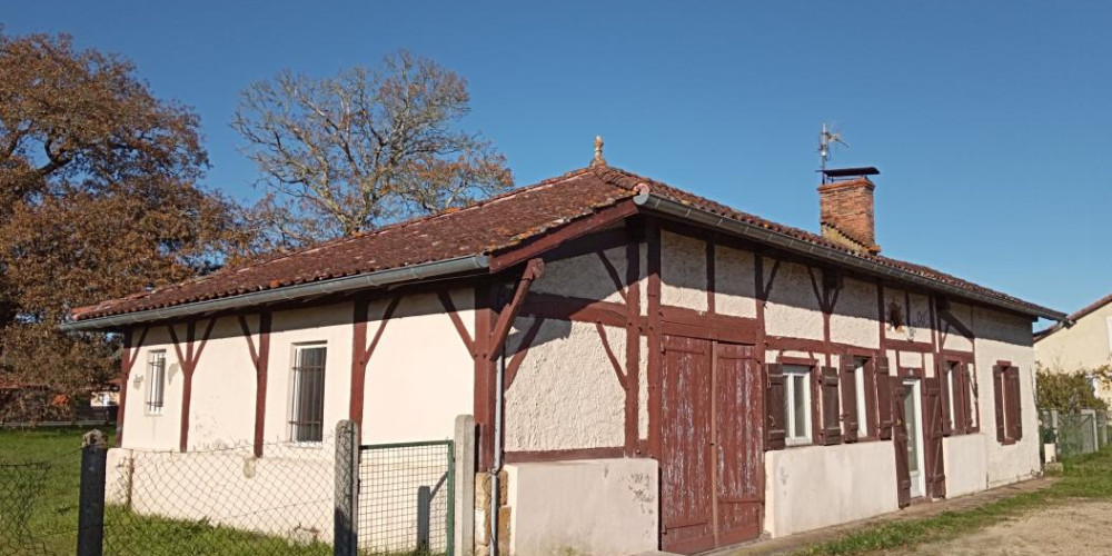 maison à YGOS ST SATURNIN (40110)