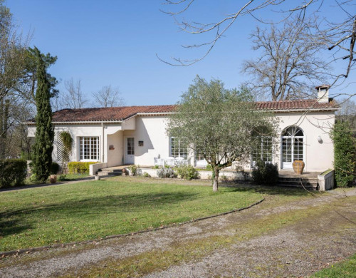 maison  ST PIERRE DU MONT