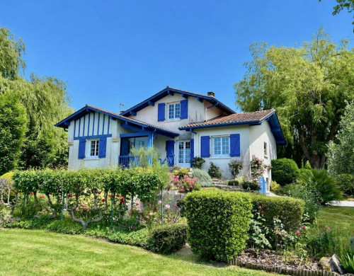 maison  ST MARTIN DE HINX
