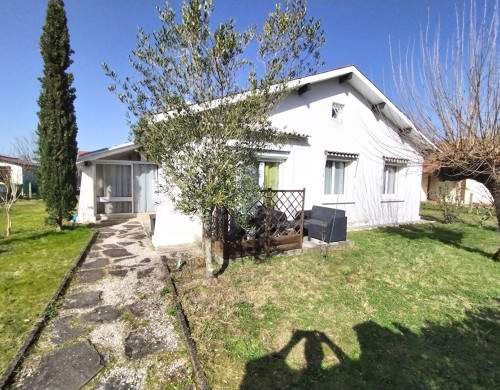 maison  ST PIERRE DU MONT