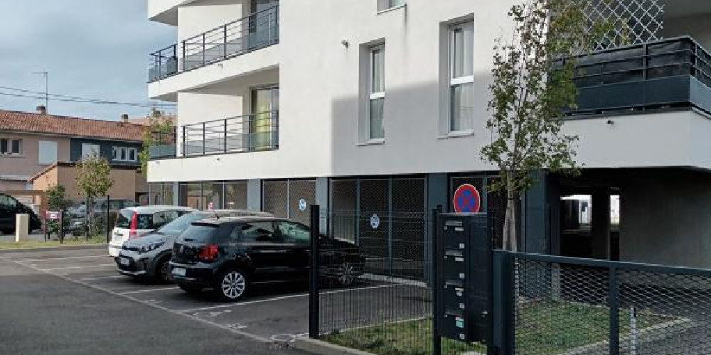 parking à DAX (40100)
