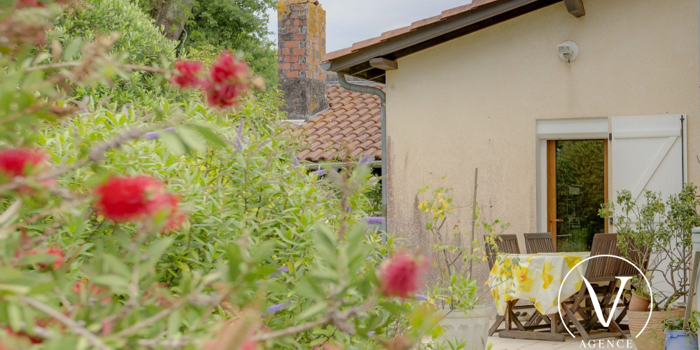 maison à MONTSOUE (40500)