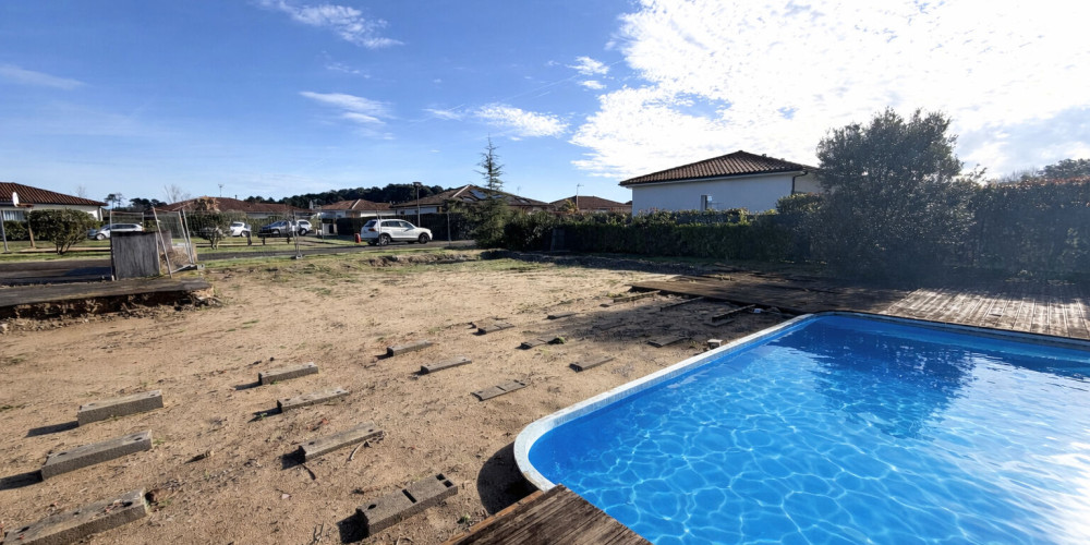 terrain à TOSSE (40230)