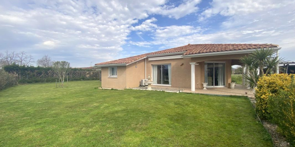 maison à CASTEL SARRAZIN (40330)