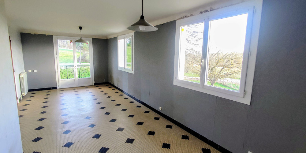 maison à ST SEVER (40500)