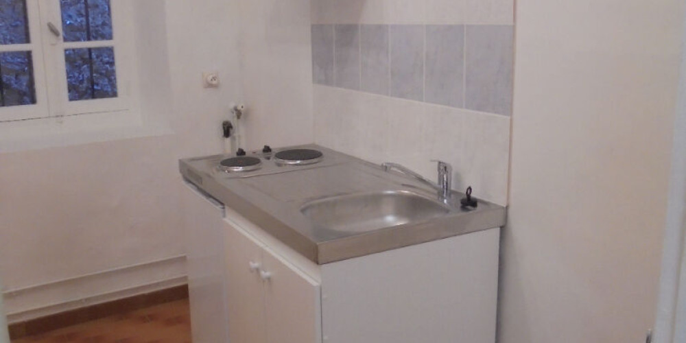 appartement à AMOU (40330)