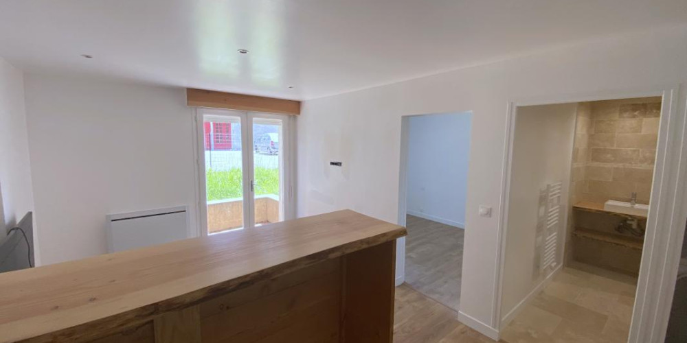 appartement à POMAREZ (40360)
