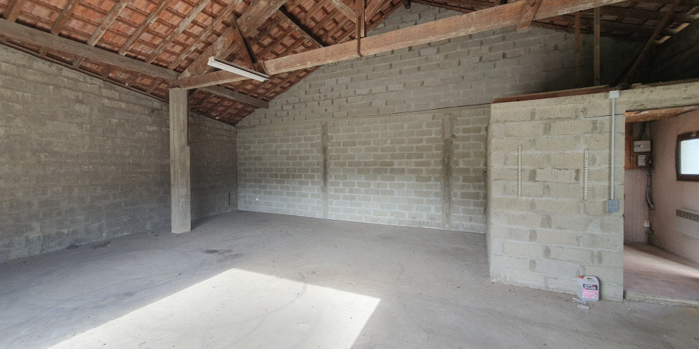 immeuble à HAGETMAU (40700)