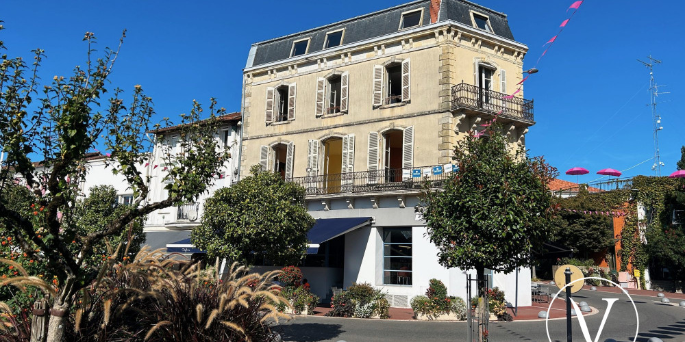 immeuble à HAGETMAU (40700)