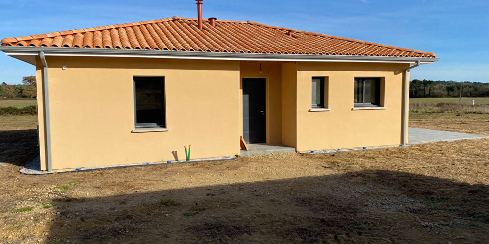 maison à VILLENAVE (40110)