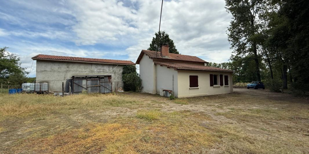 maison à LACQUY (40120)