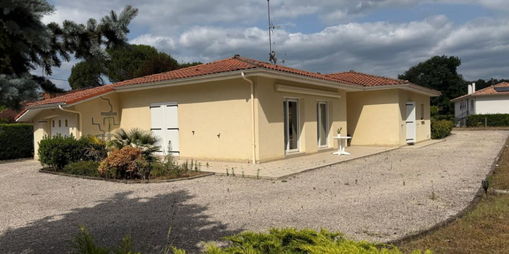 maison à ROQUEFORT (40120)