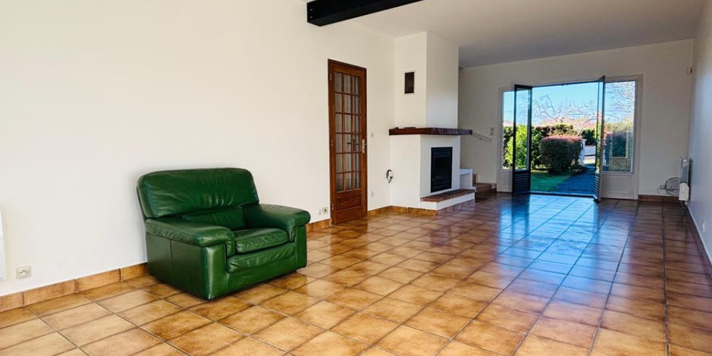 maison à ANGRESSE (40150)