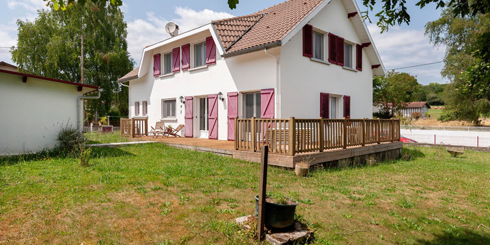 maison à OEYRELUY (40180)