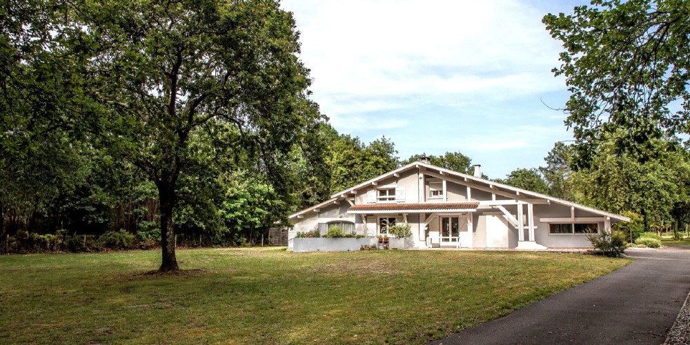 maison à LESPERON (40260)