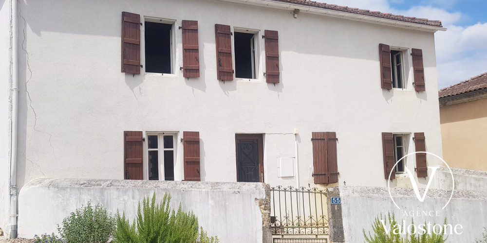 maison à URGONS (40320)