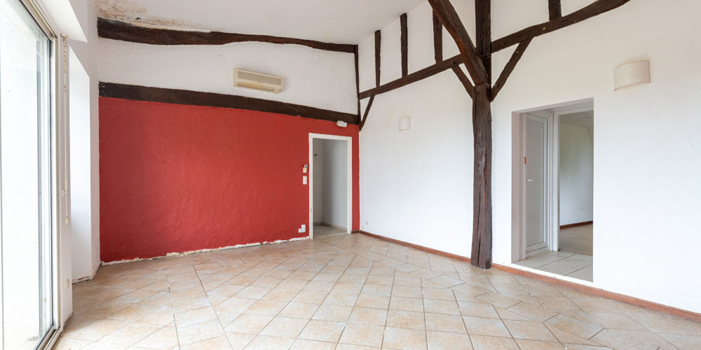 maison à AMOU (40330)