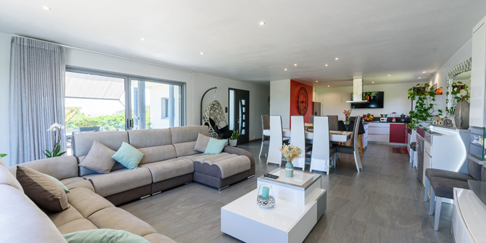 maison à POMAREZ (40360)