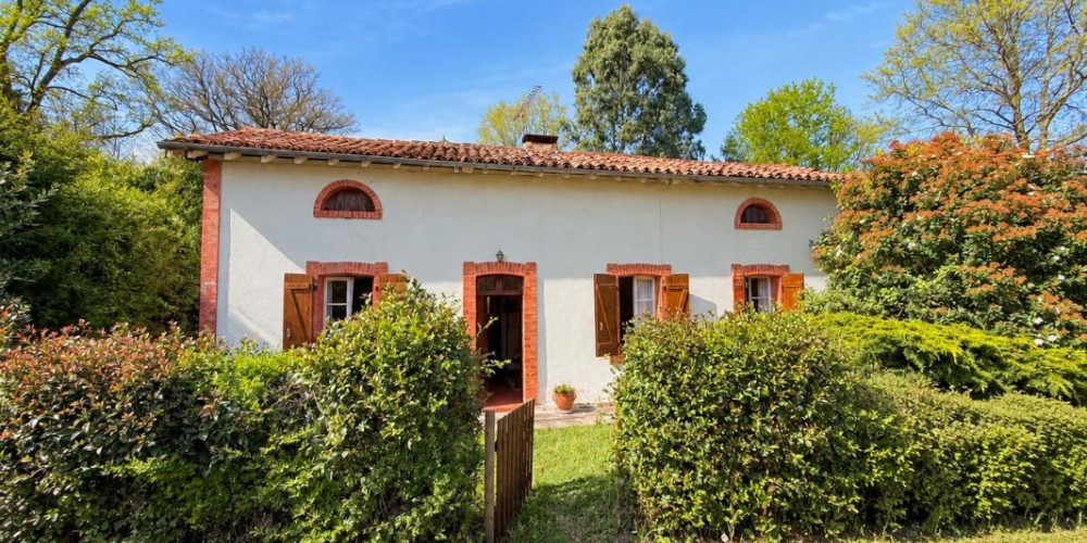 maison à MONTSOUE (40500)