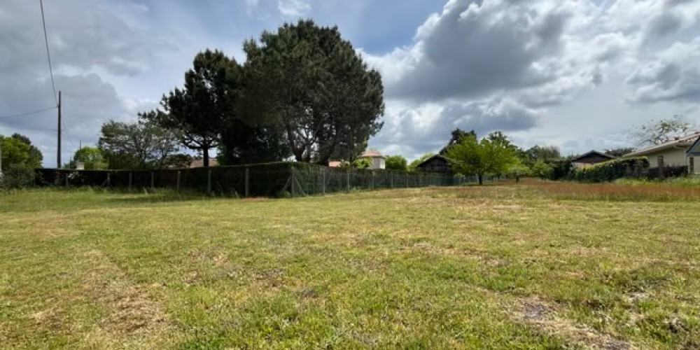 terrain à SANGUINET (40460)