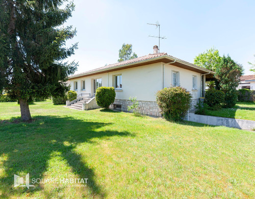 maison  ST PIERRE DU MONT