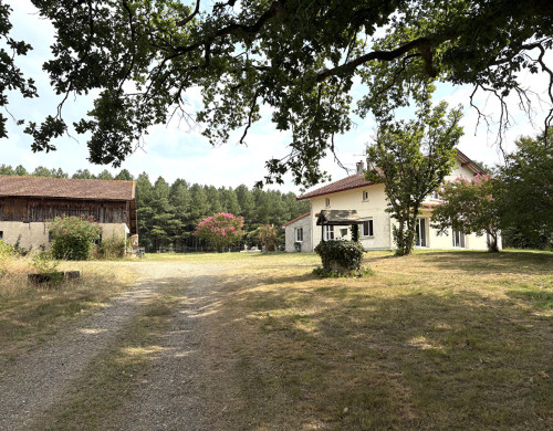 maison  SOUPROSSE