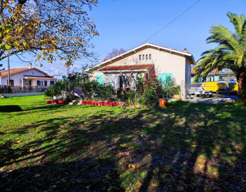 maison  HAGETMAU